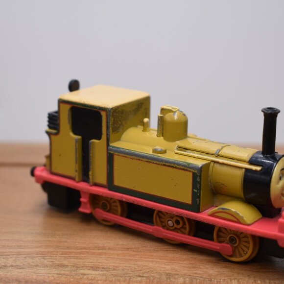 Stepney Bandai Vintage 1995 N. 48738 Japan Thomas Tank Engine Magnetic Coupler - Picture 5 of 8